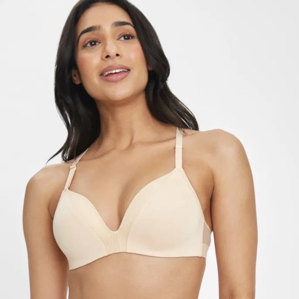 Lively All-Day Deep V No-Wire Bra